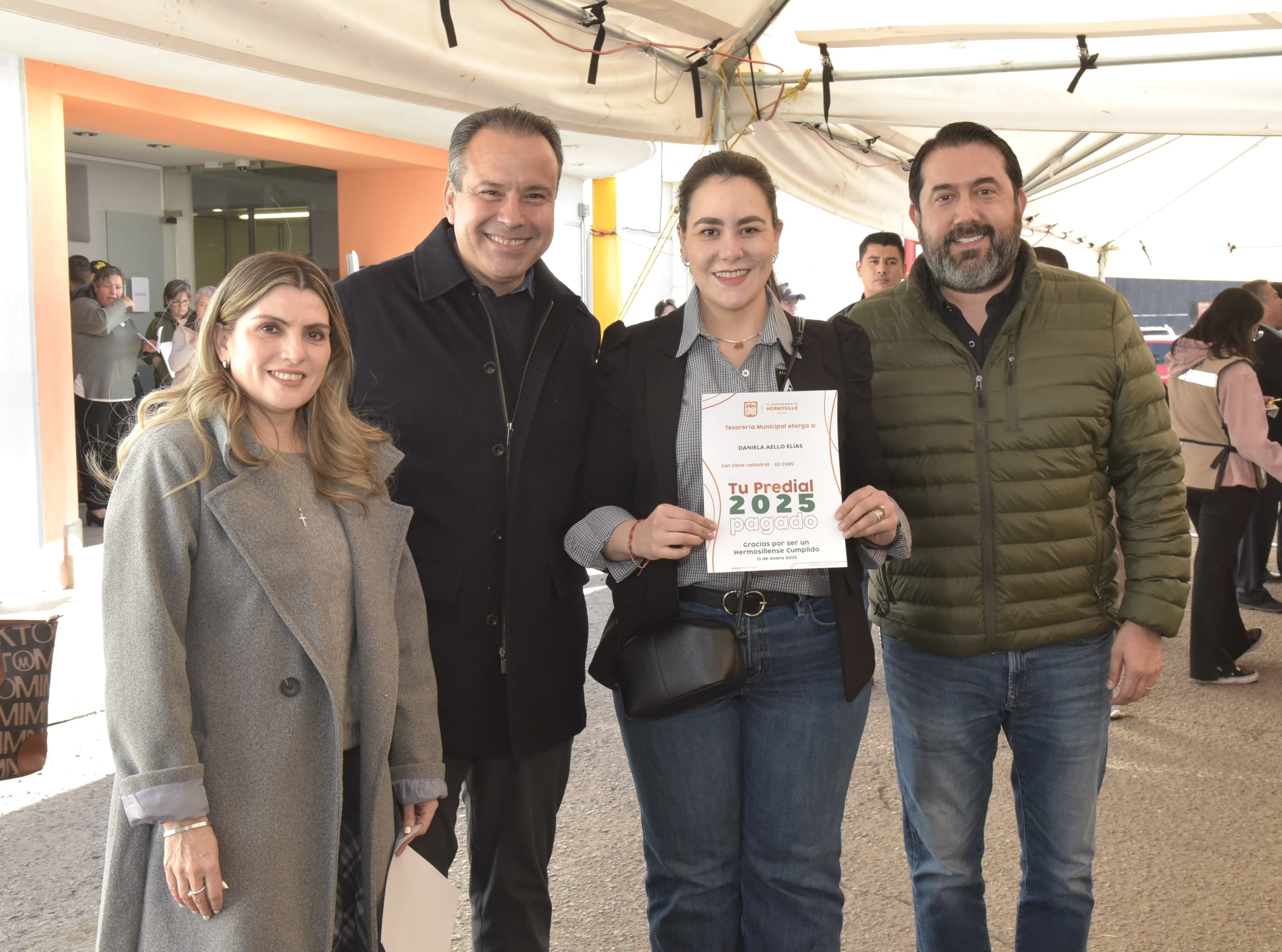 Entrega de beneficios a contribuyentes cumplidos en Hermosillo