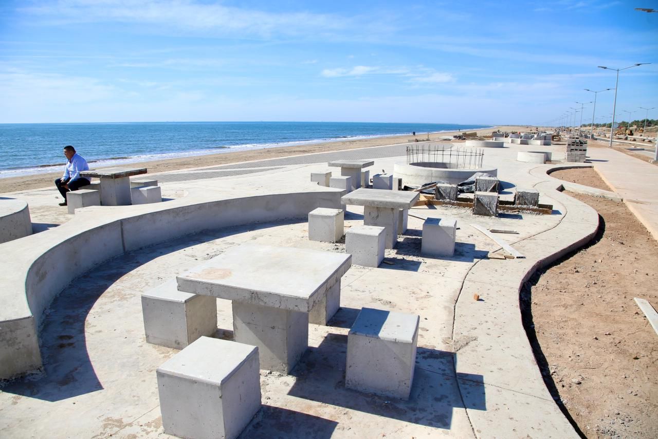 Avanza construcción del malecón en Huatabampito