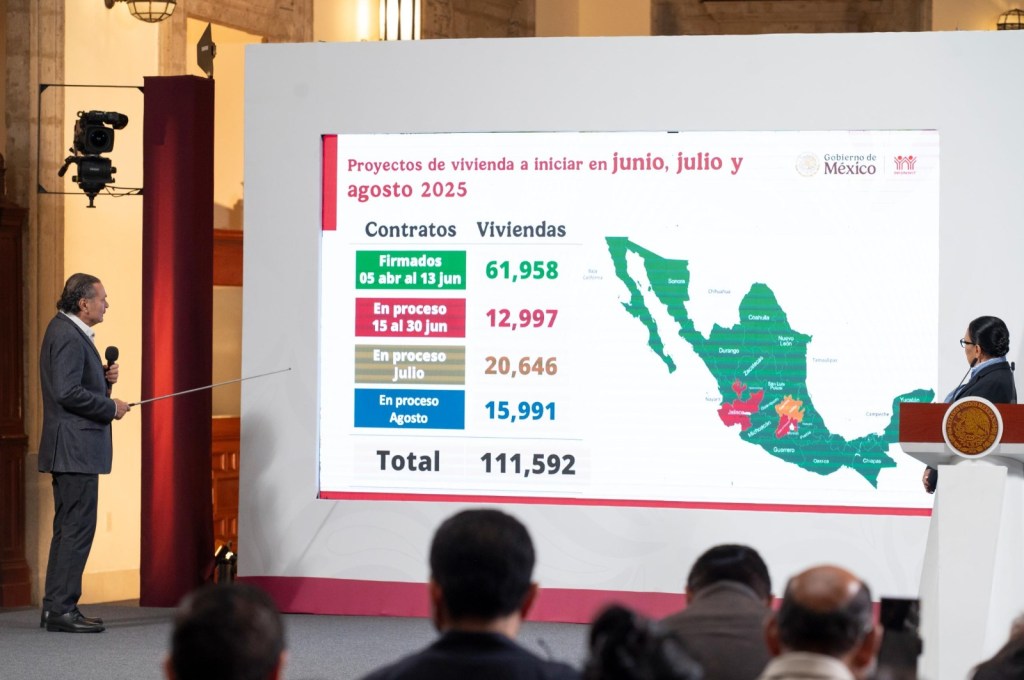 Programa de Infonavit genera debate sobre regularización de&nbsp;viviendas