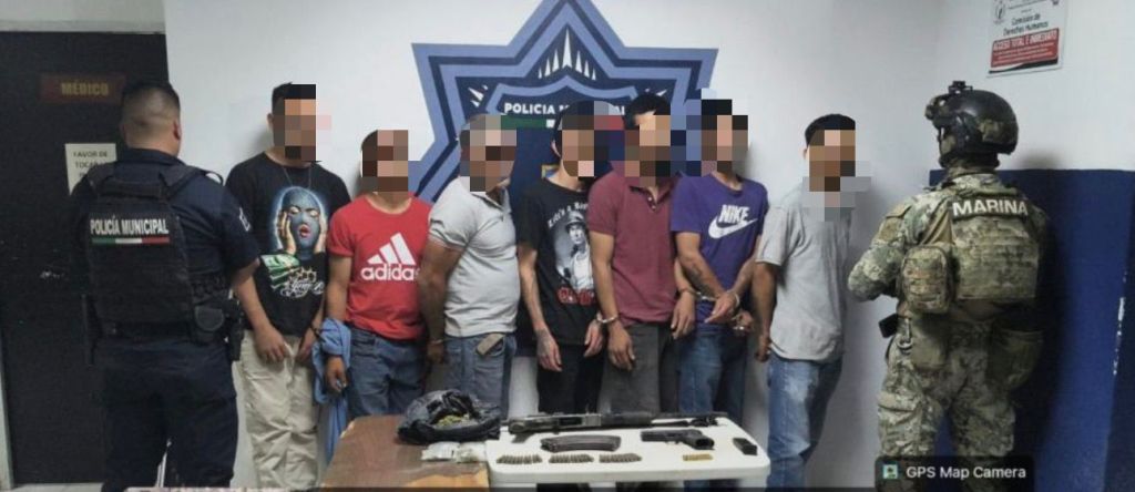 Detienen a siete hombres con armas y presunta droga en la colonia Beltrones