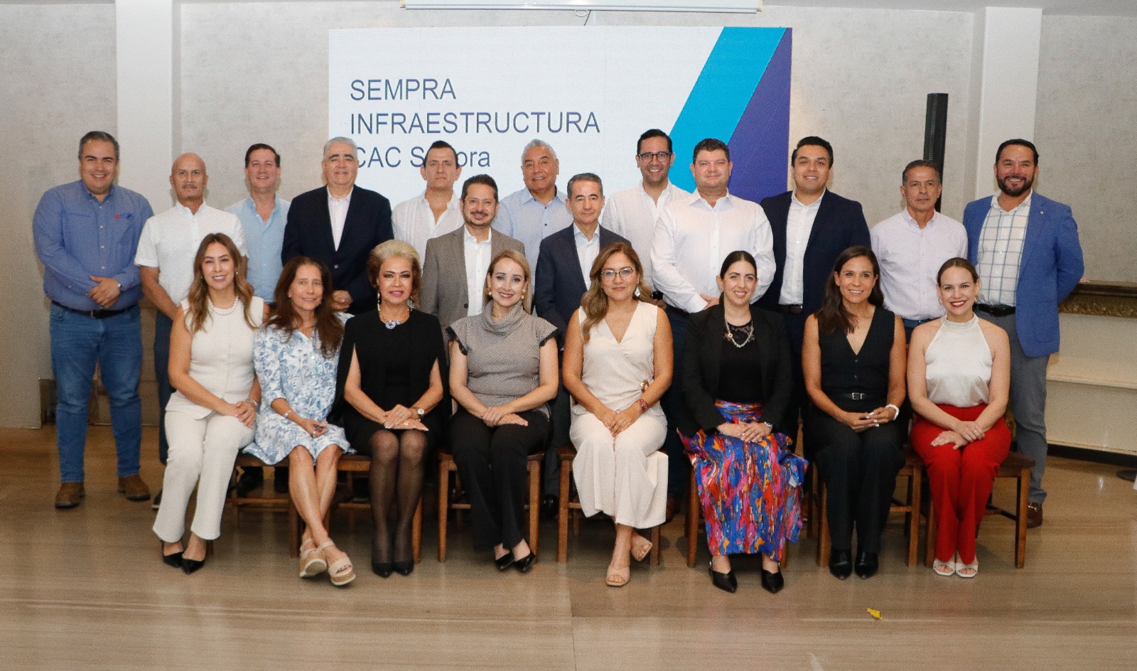 Sempra Infraestructura realiza consejo sobre desarrollo energético en Hermosillo